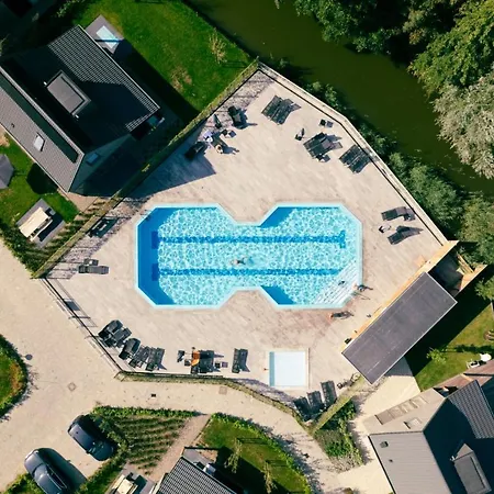 536 Op Recreatiepark De Wielen *